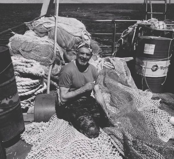 reti da pesca con pescatore crostacei